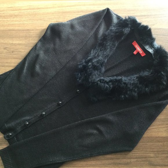 Le Grenier Long Sleeve Cardigan with Faux Fur Collar: Ideal for the holidays! - Picture 1 of 5